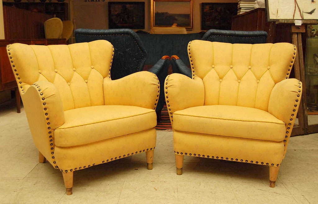 Pair of Yellow Club Chairs at 1stdibs
