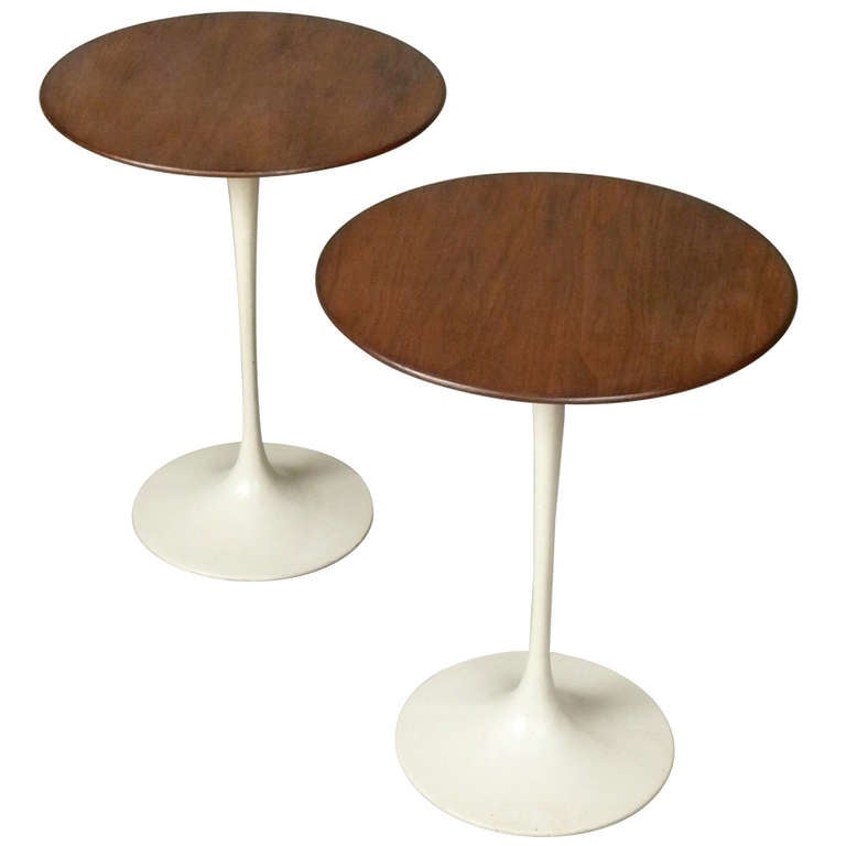 Pair of Early Eero Saarinen Tulip Side Tables by Knoll