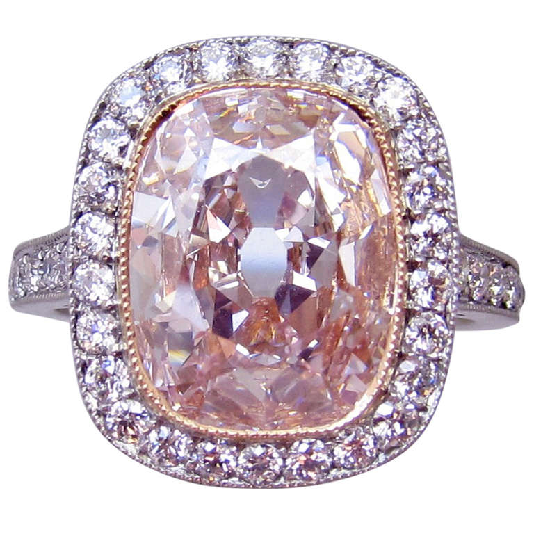 Pink diamond-and-platinum ring, 2014

